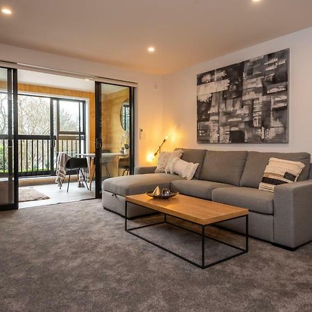 Penthouse With Park View Apartment Christchurch Exterior photo